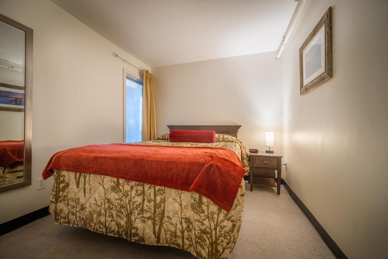 Sun & Ski Inn And Suites Stowe Εξωτερικό φωτογραφία